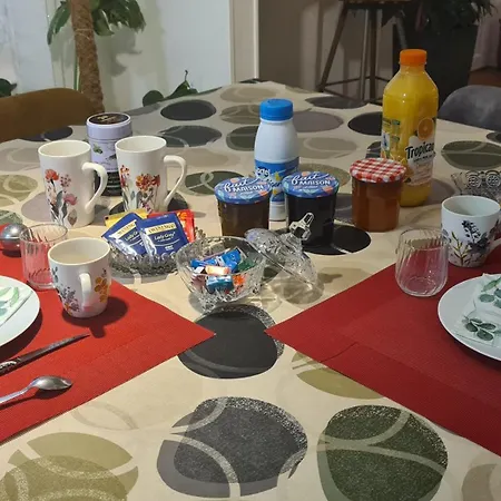 Chez Fabienne Et Olivier, Privative Avec Sdb Et Wc, Baie Du Mont Saint Michel Homestay Avranches