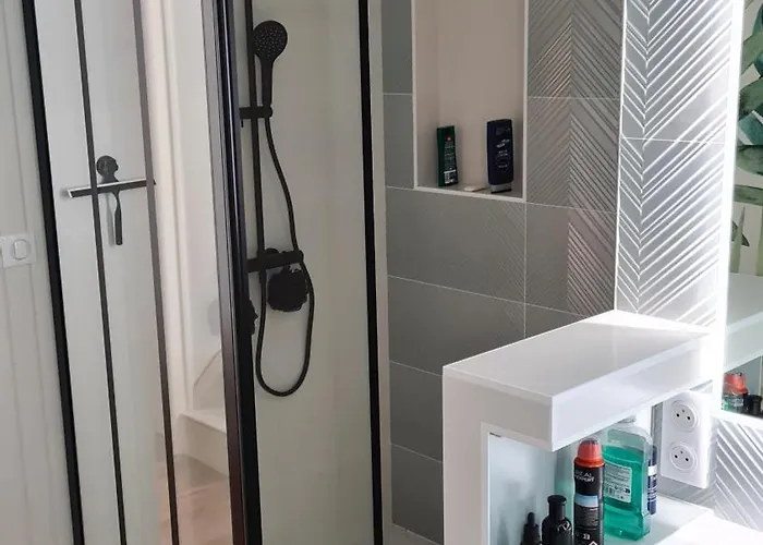 Quarto em Acomodações Particulares Chez Fabienne Et Olivier, Privative Avec Sdb Et Wc, Baie Du Mont Saint Michel *