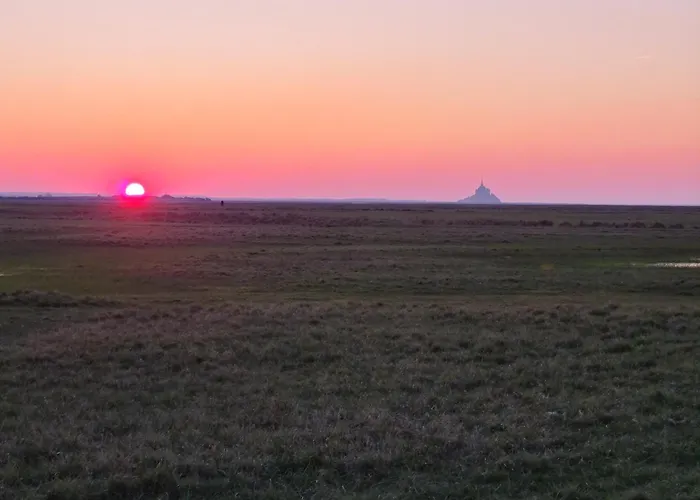 Quarto em Acomodações Particulares Chez Fabienne Et Olivier, Privative Avec Sdb Et Wc, Baie Du Mont Saint Michel Avranches