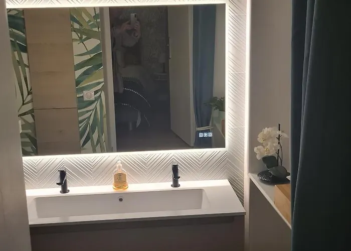 Quarto em Acomodações Particulares Chez Fabienne Et Olivier, Privative Avec Sdb Et Wc, Baie Du Mont Saint Michel *