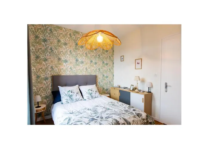 Chez Fabienne Et Olivier, Privative Avec Sdb Et Wc, Baie Du Mont Saint Michel Alloggio in famiglia